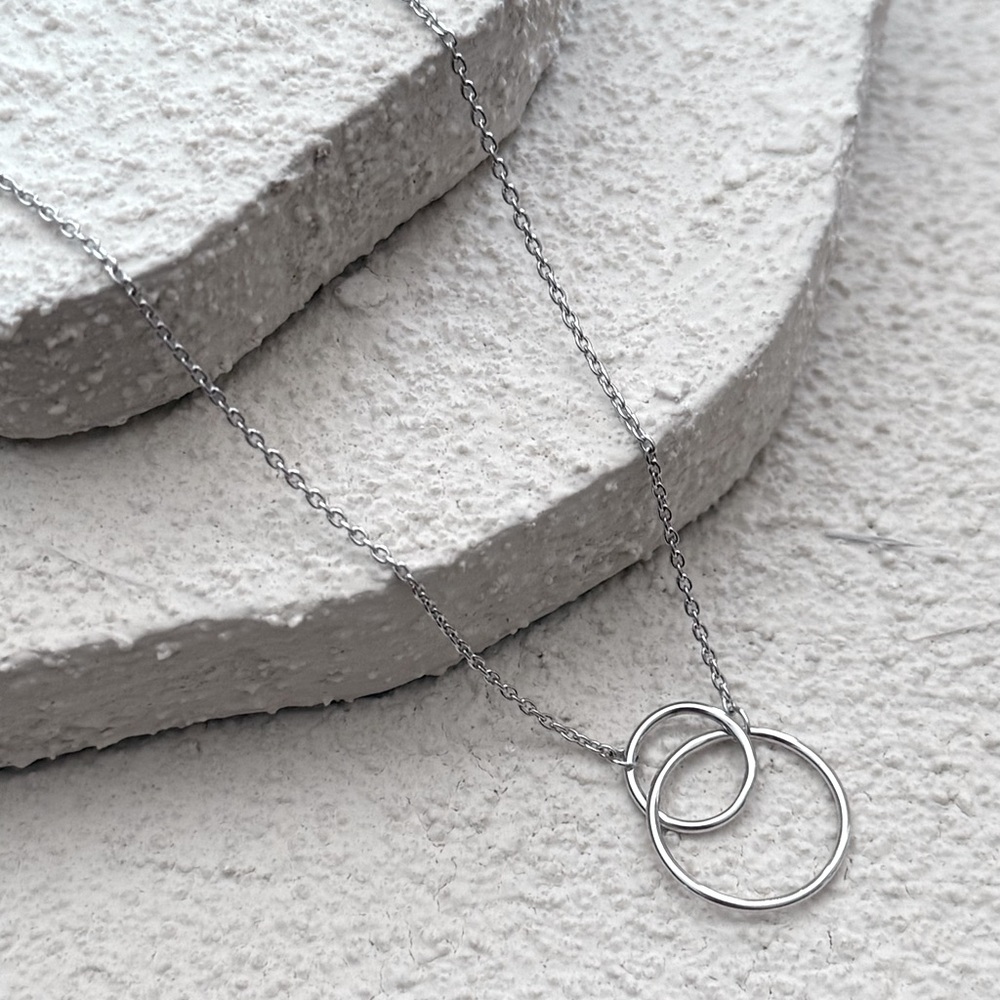 925 Sterling Silver Double Circle Link Necklace! NEW! - Picture 2 of 4
